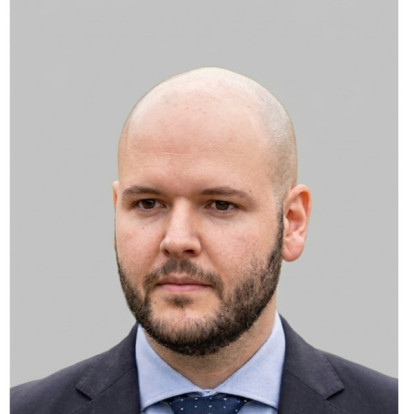 Pedro Conde headshot